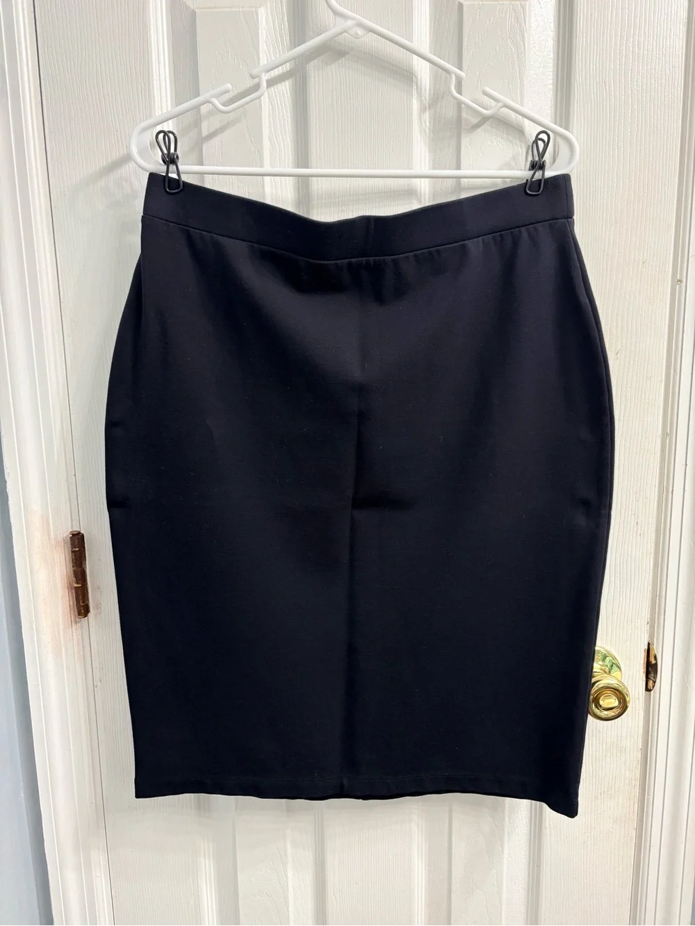 Liz Claiborne Black Pencil Skirt - Sleek Office Staple